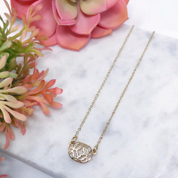 Dainty Gold Filagree Necklace - Picture 2 of 8